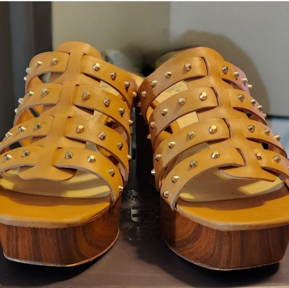 Vince Camuto Tan Platform Sandals with Studded Straps